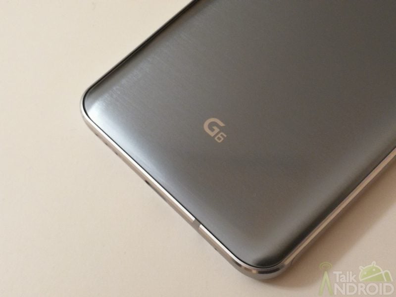 Watch T-Mobile unbox the LG G6 3