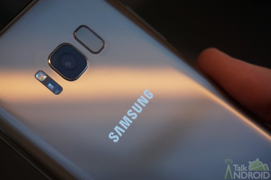 Why the Samsung Galaxy S8 is better than the Apple iPhone 7 6