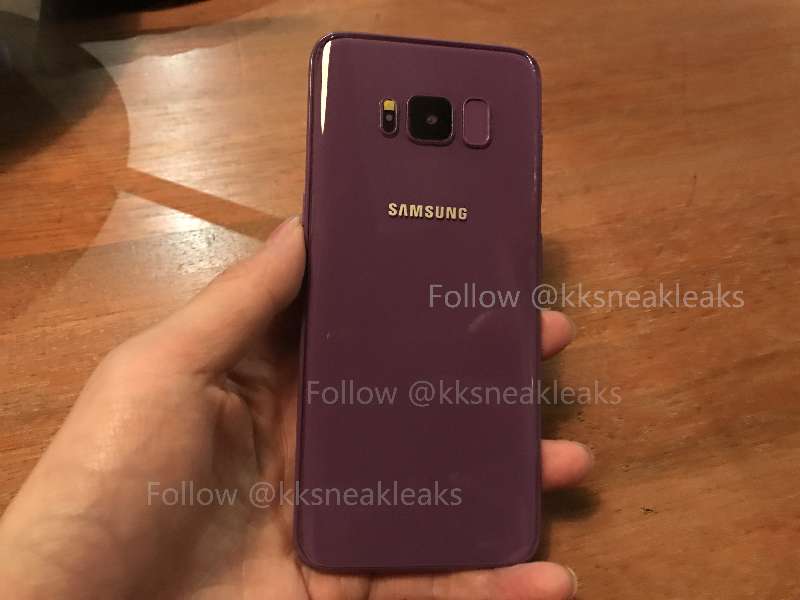A leaked Samsung Galaxy S8 shows plum color 4