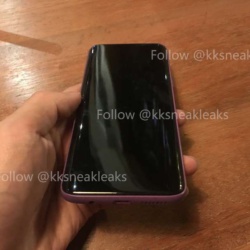 A leaked Samsung Galaxy S8 shows plum color 6