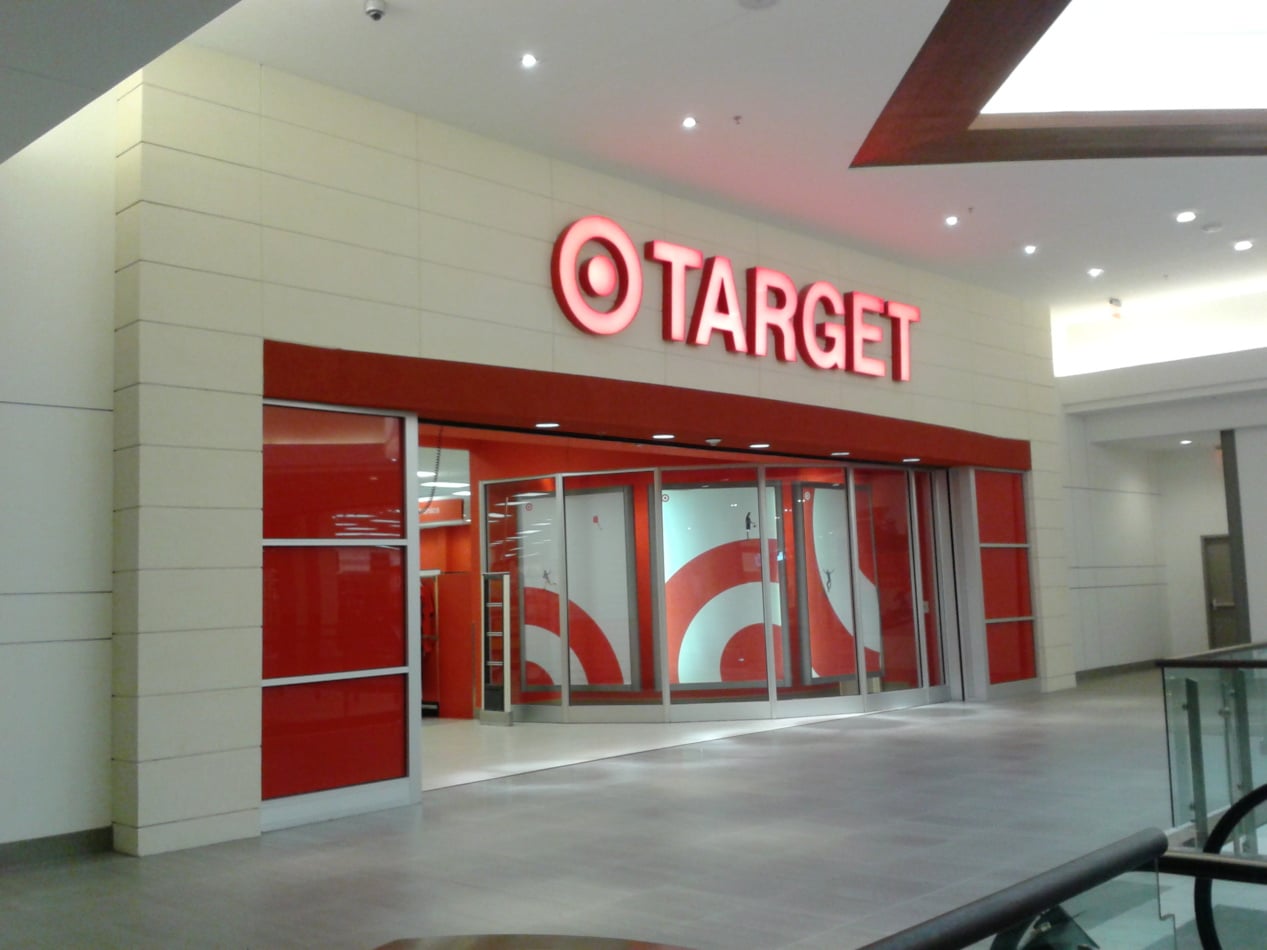 Target circular exposes Samsung Galaxy S8 pre-order bonuses 3