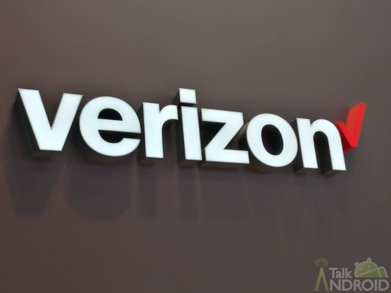 Verizon plans to start locking new smartphones this spring 2