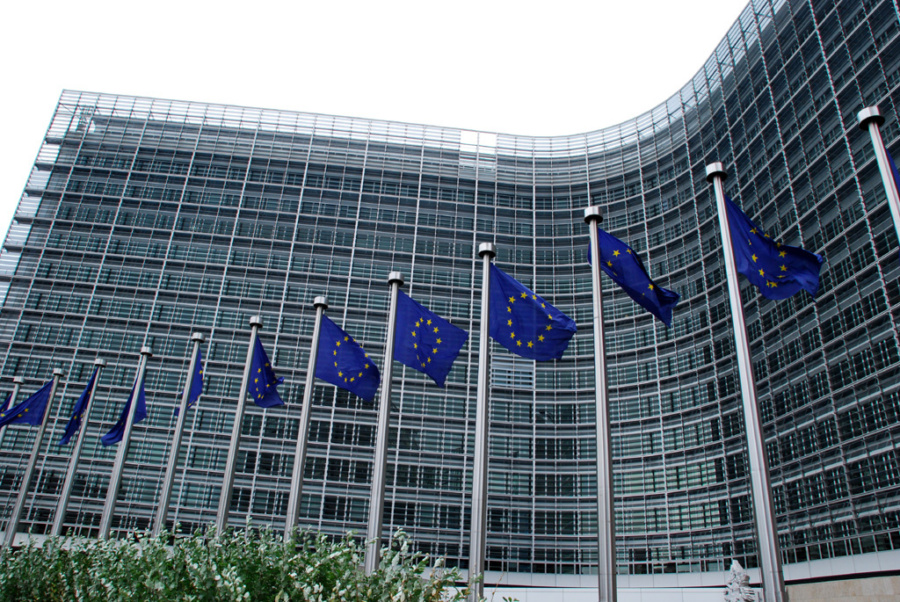 Google hit with $2.7 Billion fine from EU over shopping results 4