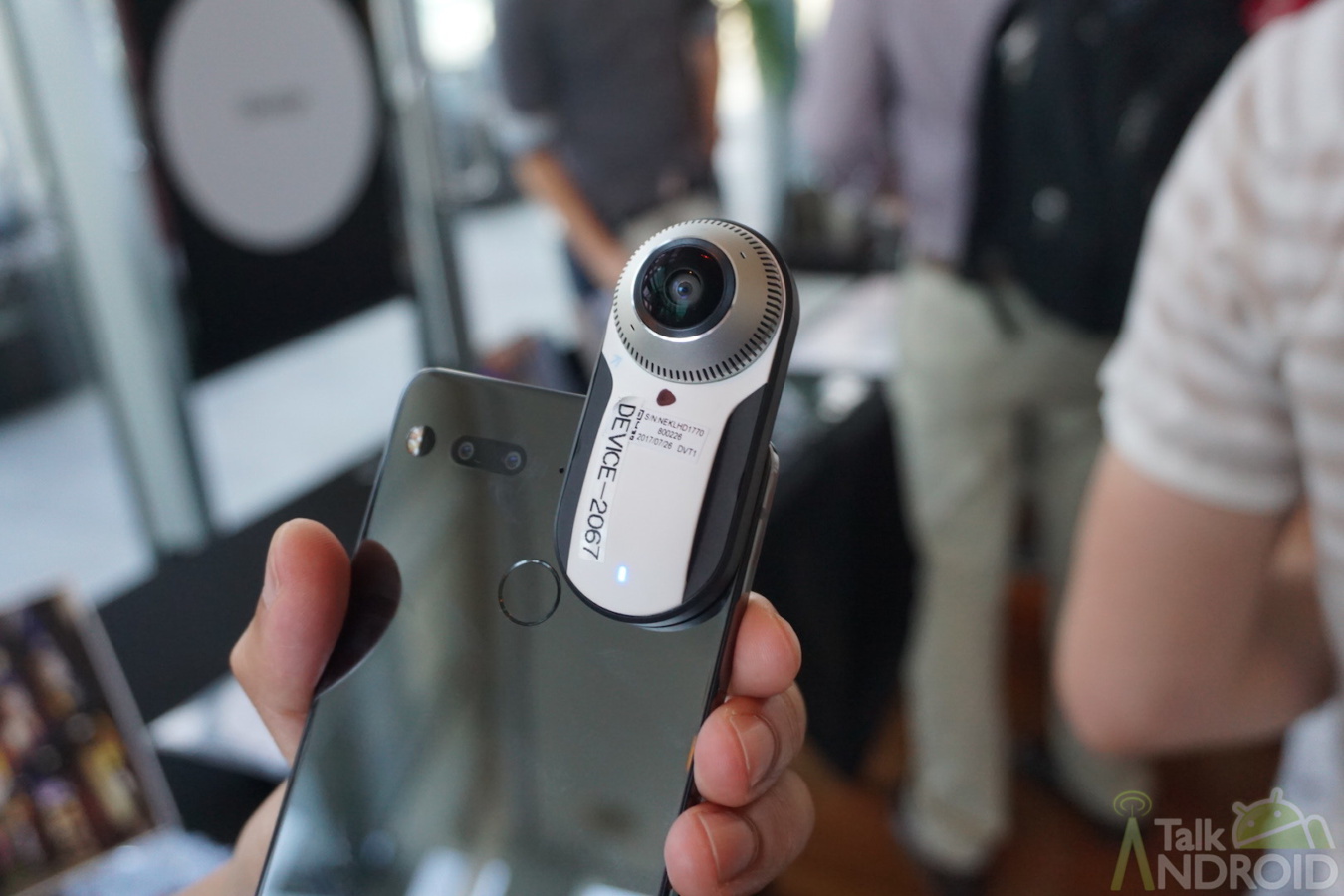 It's Reportedly Not Awesome At OSOM; Essential's "Successor" 7