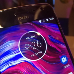 Motorola Moto X4 officially launches, blurs line between mid-tier and flagship 10