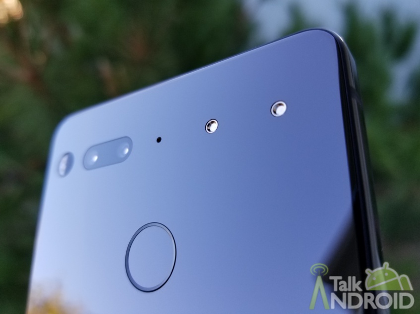 Essential rolling out new system build, camera update for Essential Phone 4