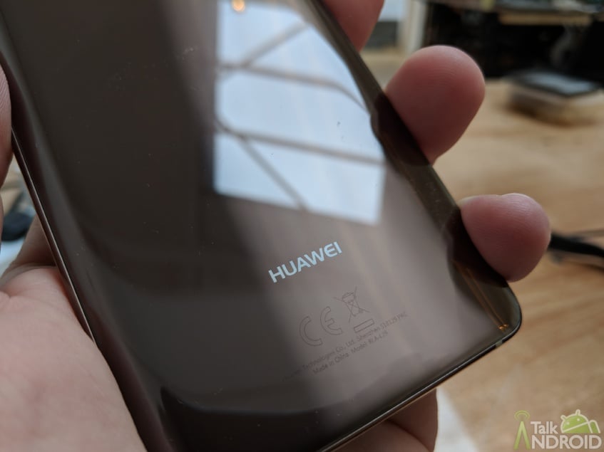 Huawei reportedly announcing partnerships with AT&T and Verizon at CES 2018 4