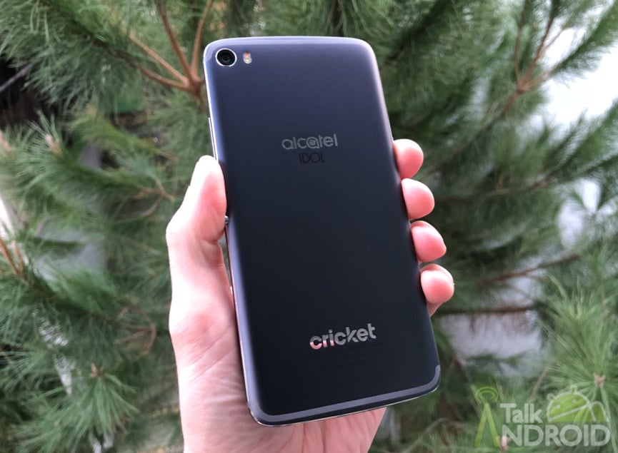 Alcatel's Gallery app was (un)intentionally hijacked on the Play Store 3