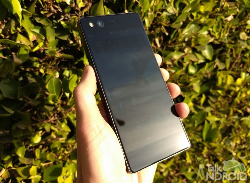 ZTE Axon M review: Two screens, one camera, unlike anything else 13