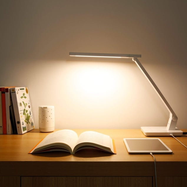 [Weekend Deal] Grab a discount on this dimmable Bestek lamp to upgrade your workstation 3