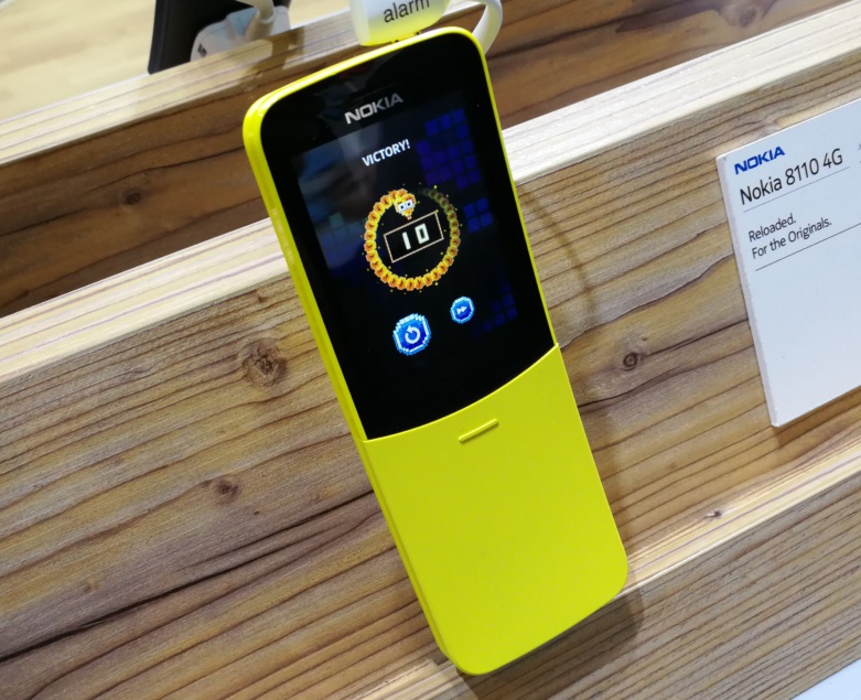 Nokia's 8110 4G 'Banana Phone' is finally available to preorder in the UK for £69 4