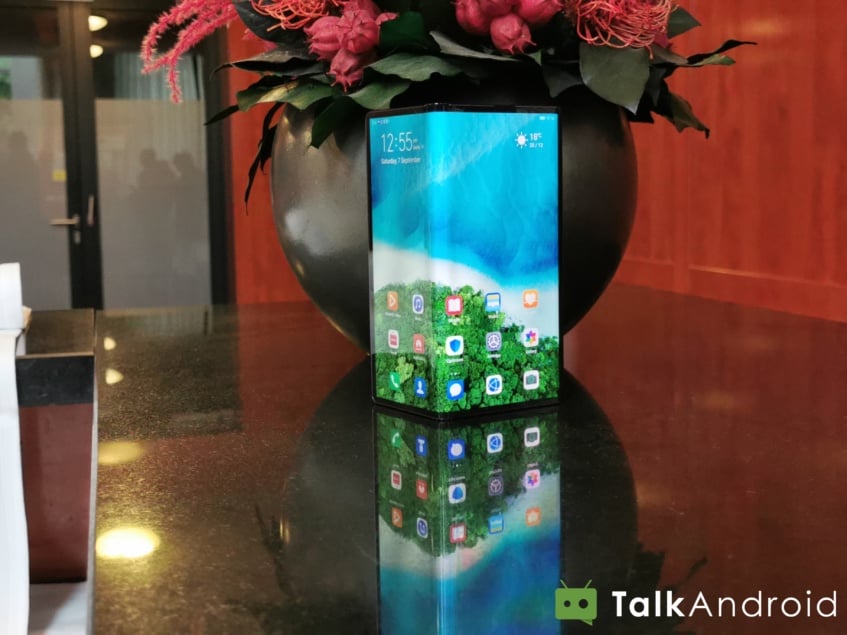 Huawei's Mate X folding smartphone could finally launch next month 4