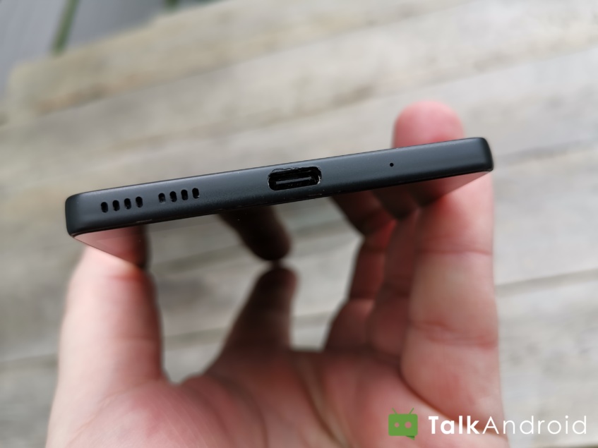 [Updated] The Carbon 1 Mark II is up for pre-order for €799, as it did a year ago 6