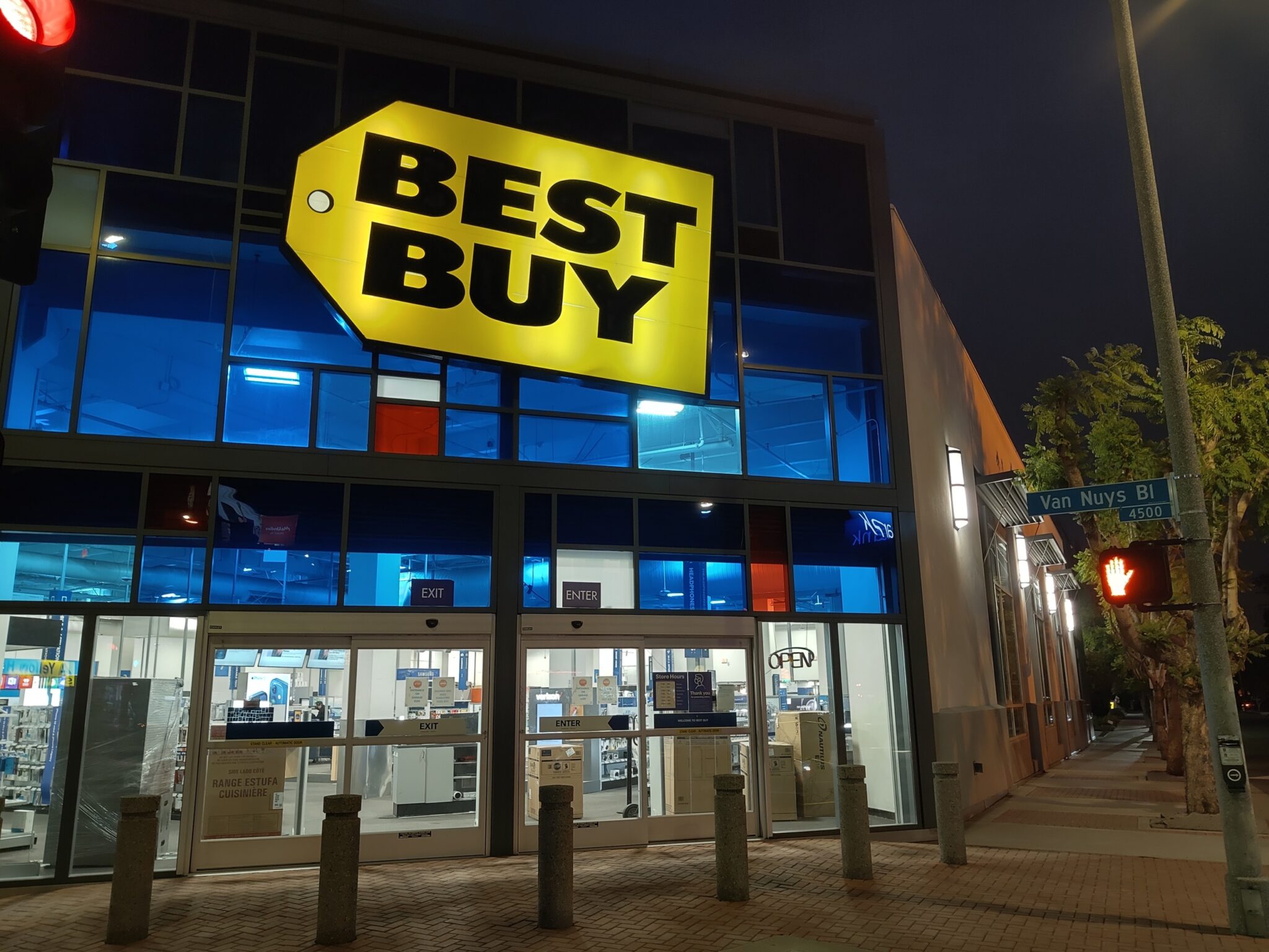 Motorola Razr 5G long-term review: A major improvement and my favorite foldable to date 26