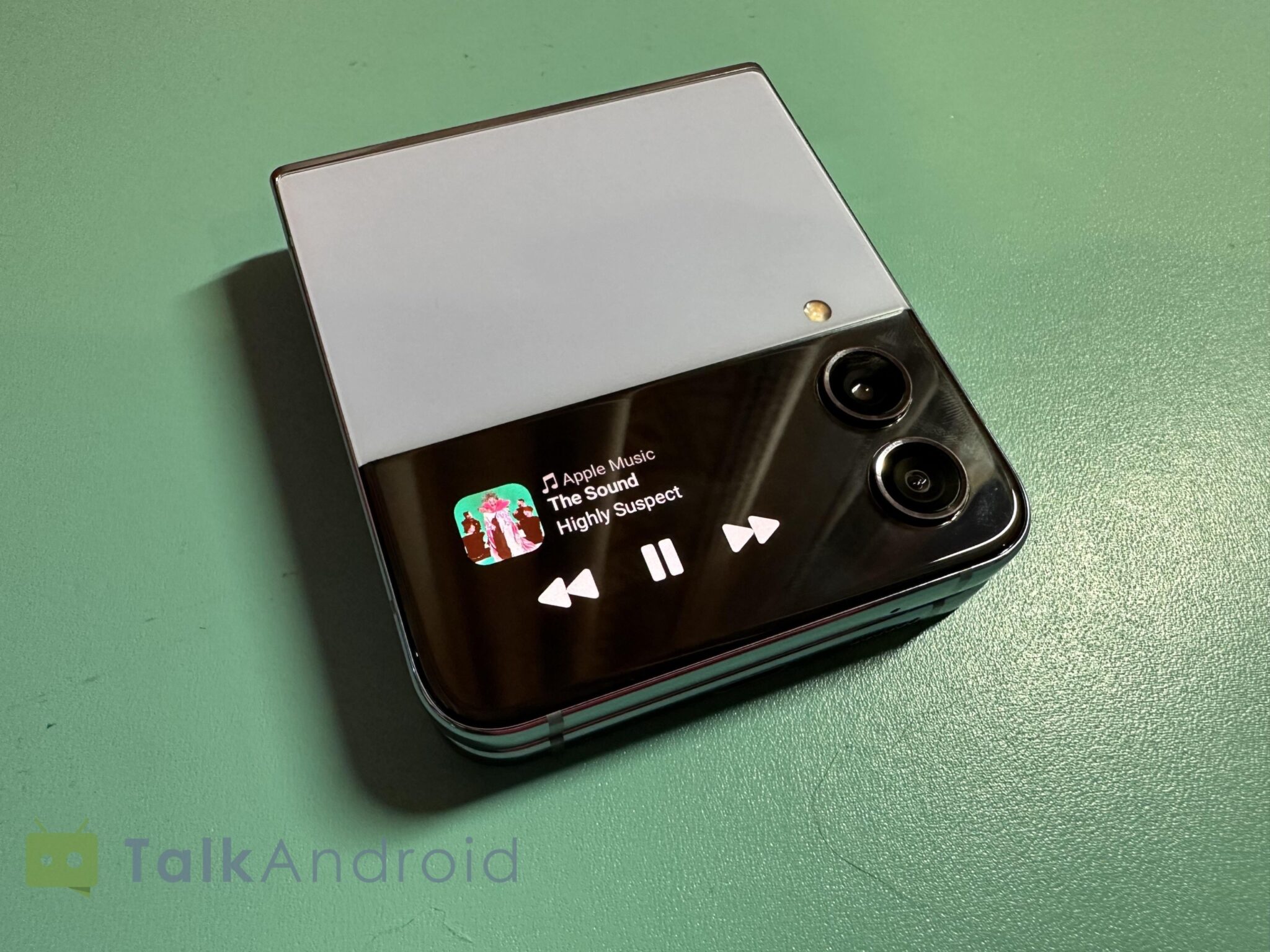 Samsung Galaxy Z Flip 4 (AT&T) review: Is this the foldable revolution we've been waiting for? 1
