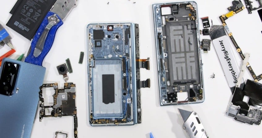 Teardown of Honor's Magic Vs foldable reveals a new 'no-gap' hinge design 5