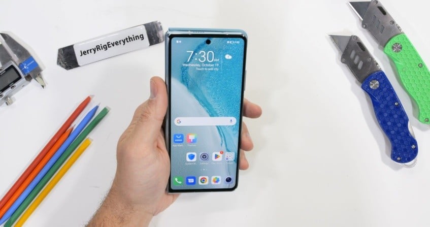 Teardown of Honor's Magic Vs foldable reveals a new 'no-gap' hinge design 8