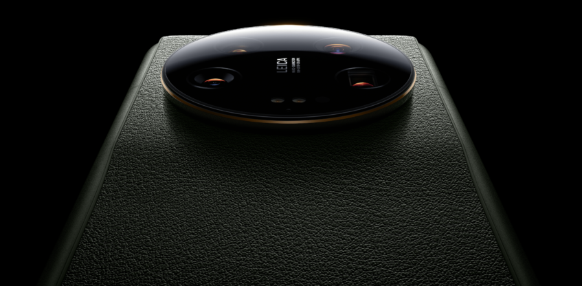 The Xiaomi 13 Ultra is here with quadruple Leica cameras and a sweet silicon leather finish 8