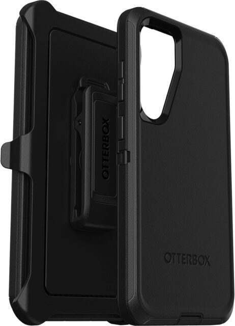 Otterbox Defender case for S24+.