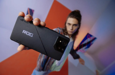 ROG Phone 8