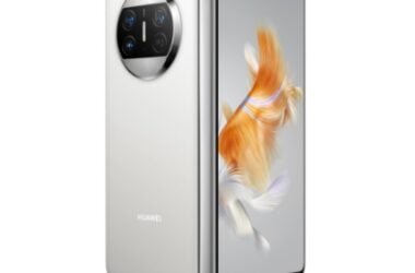 Huawei Mate X3 smartphone