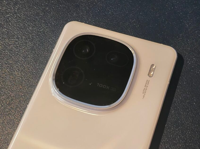 IQOO 12 Review: Racy Performance in a Classy Design 15