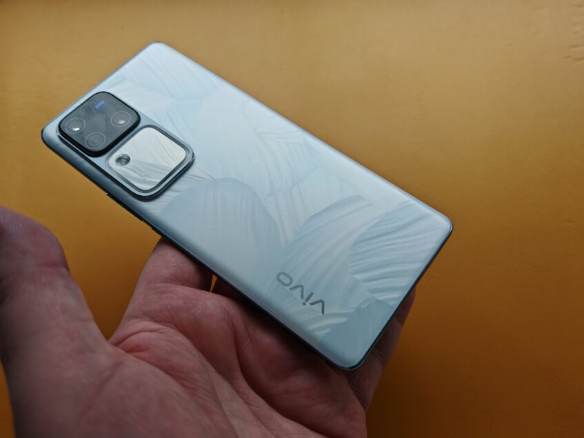 Vivo V30 Pro Review: A Midranger With Flagship Tendencies 5