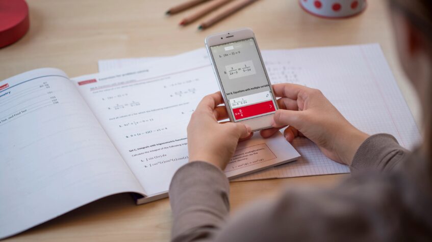 Google's PhotoMath App Is The AI Math Helper Of Your Dreams 5