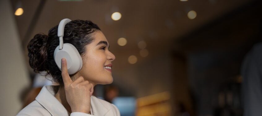The Sony WH-1000XM5 Headphones Cost Their Lowest Right Now - Vimarsana News