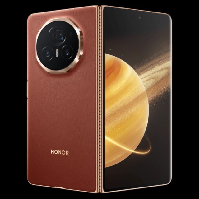 Samsung Galaxy Z Fold 6 v Honor Magic V3: How Do They Compare? 5