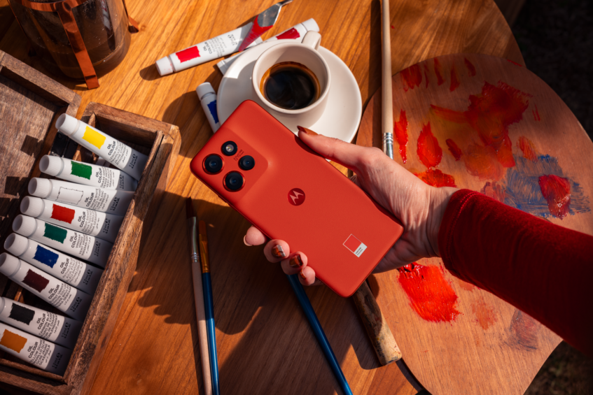 Motorola Reveals The Capable Edge 50 Neo In 4 Pantone Colors 5