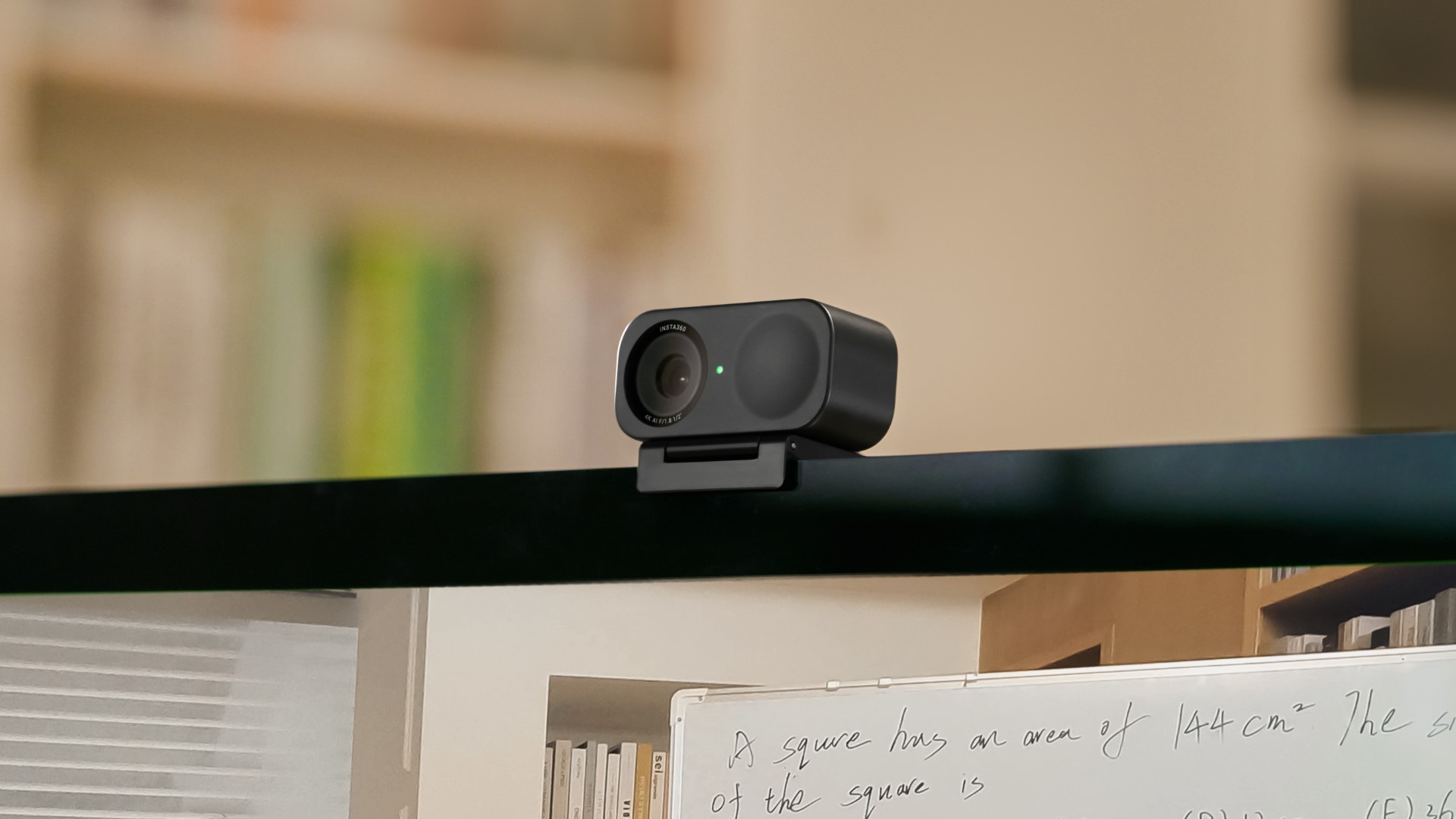 Insta360 Launches The Link 2 And Link 2C 4K Webcams With AI Magic 9