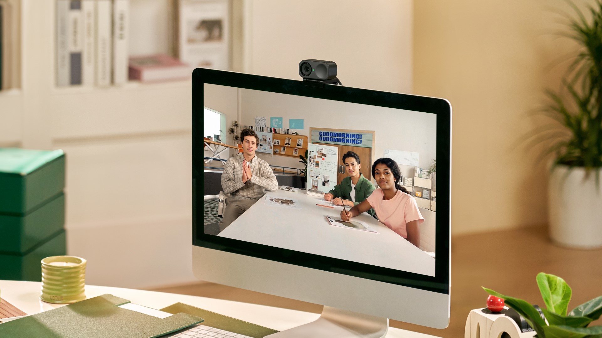 Insta360 Launches The Link 2 And Link 2C 4K Webcams With AI Magic 6
