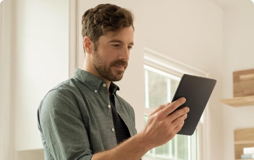 The Amazon Fire HD 8 Gets Revamped; Gets More RAM, More AI 5