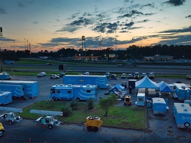 Carrier Tips To Stay Connected As Hurricane Milton Approaches 4