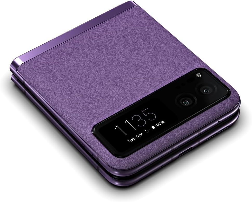 [Deal] Motorola's Razr 2023 Flip Phone is down to half price 8