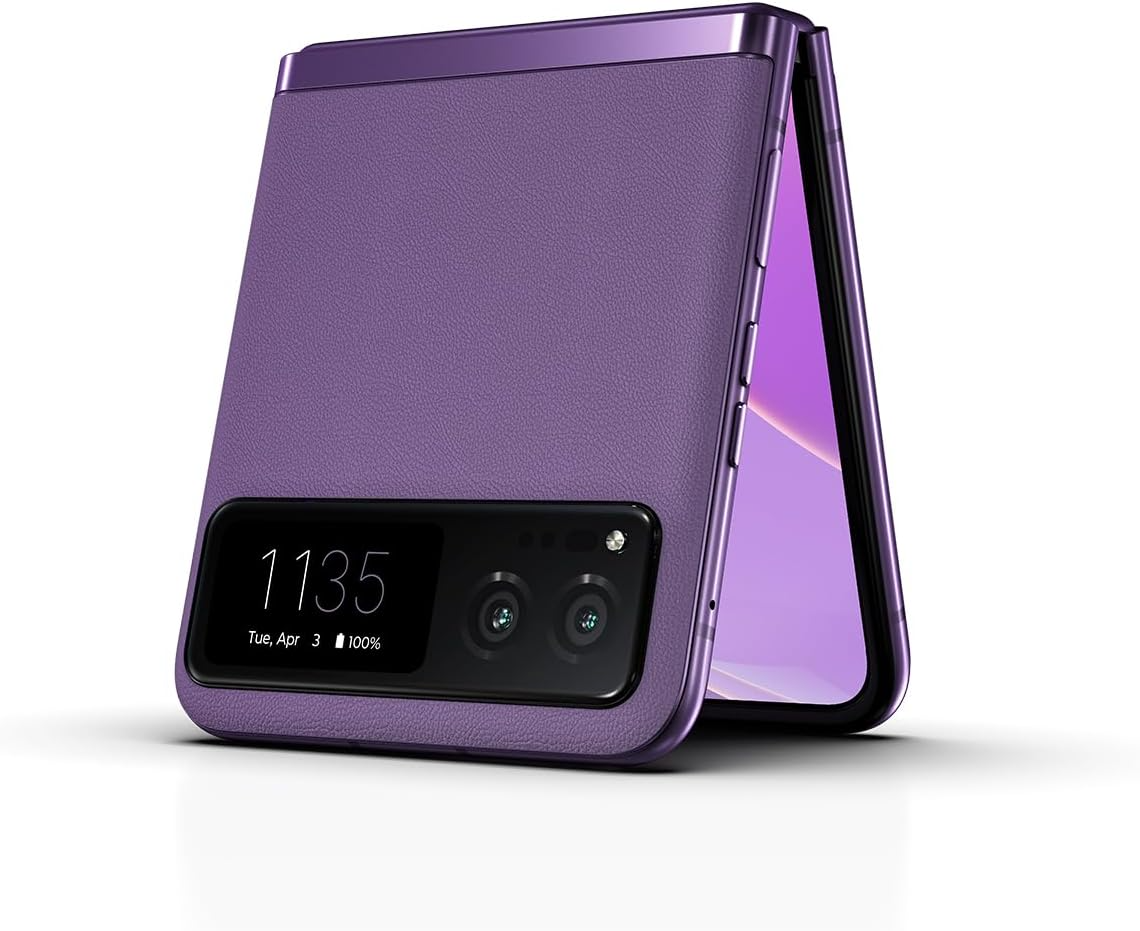 [Deal] Motorola's Razr 2023 Flip Phone is down to half price 5