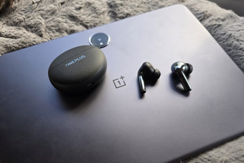 OnePlus Buds Pro 3 Review: A Well-Balanced Audio Experience 14