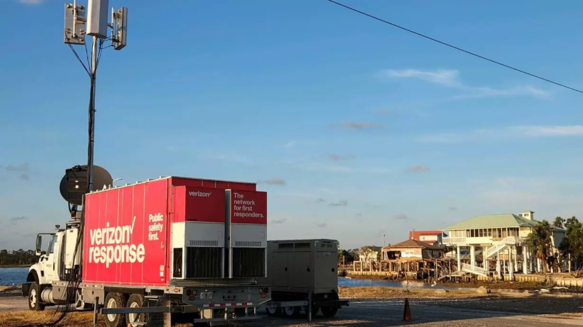 Carrier Tips To Stay Connected As Hurricane Milton Approaches 5