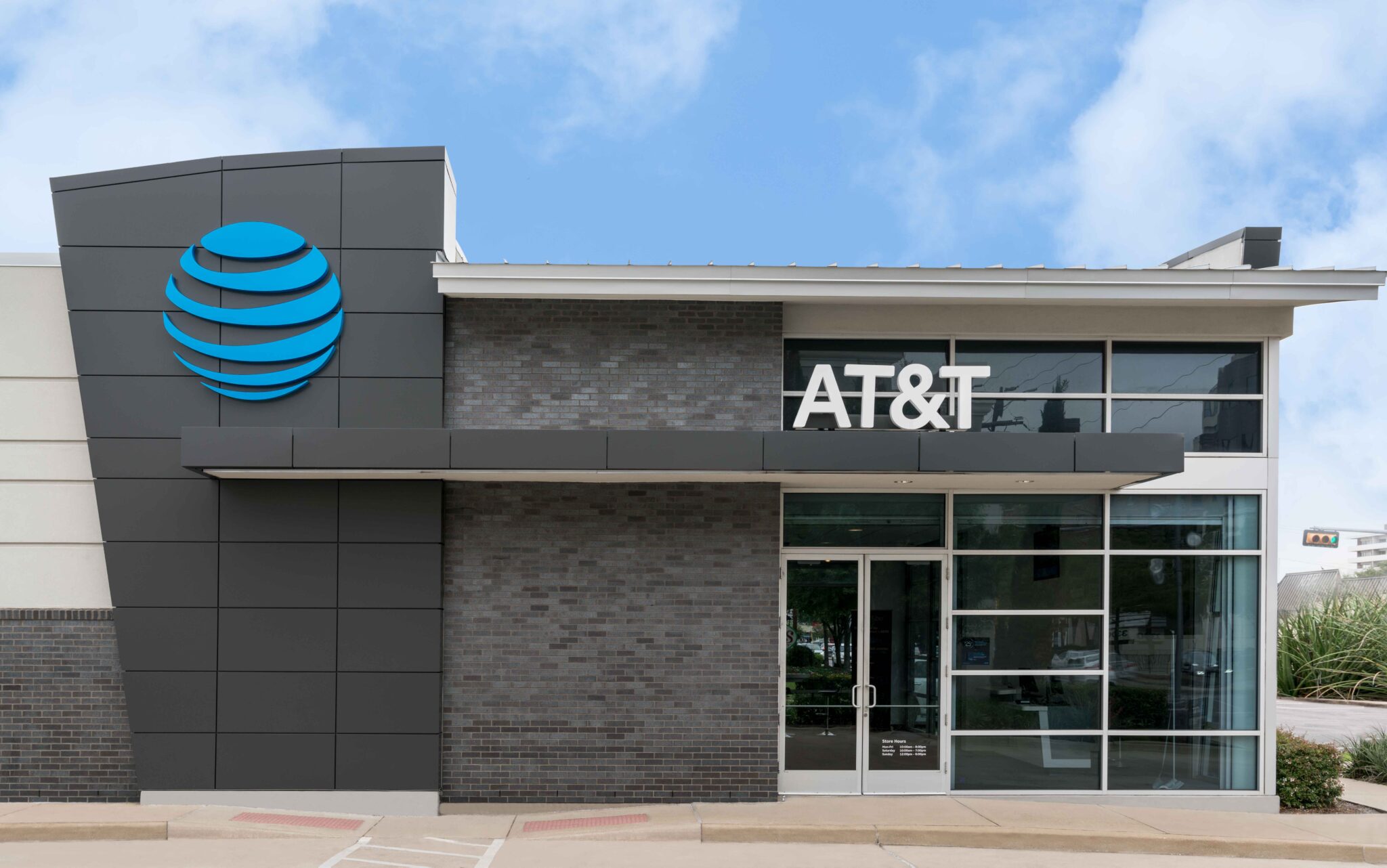 AT&T And Cricket Present Great Offers; In Time For The Holidays 3