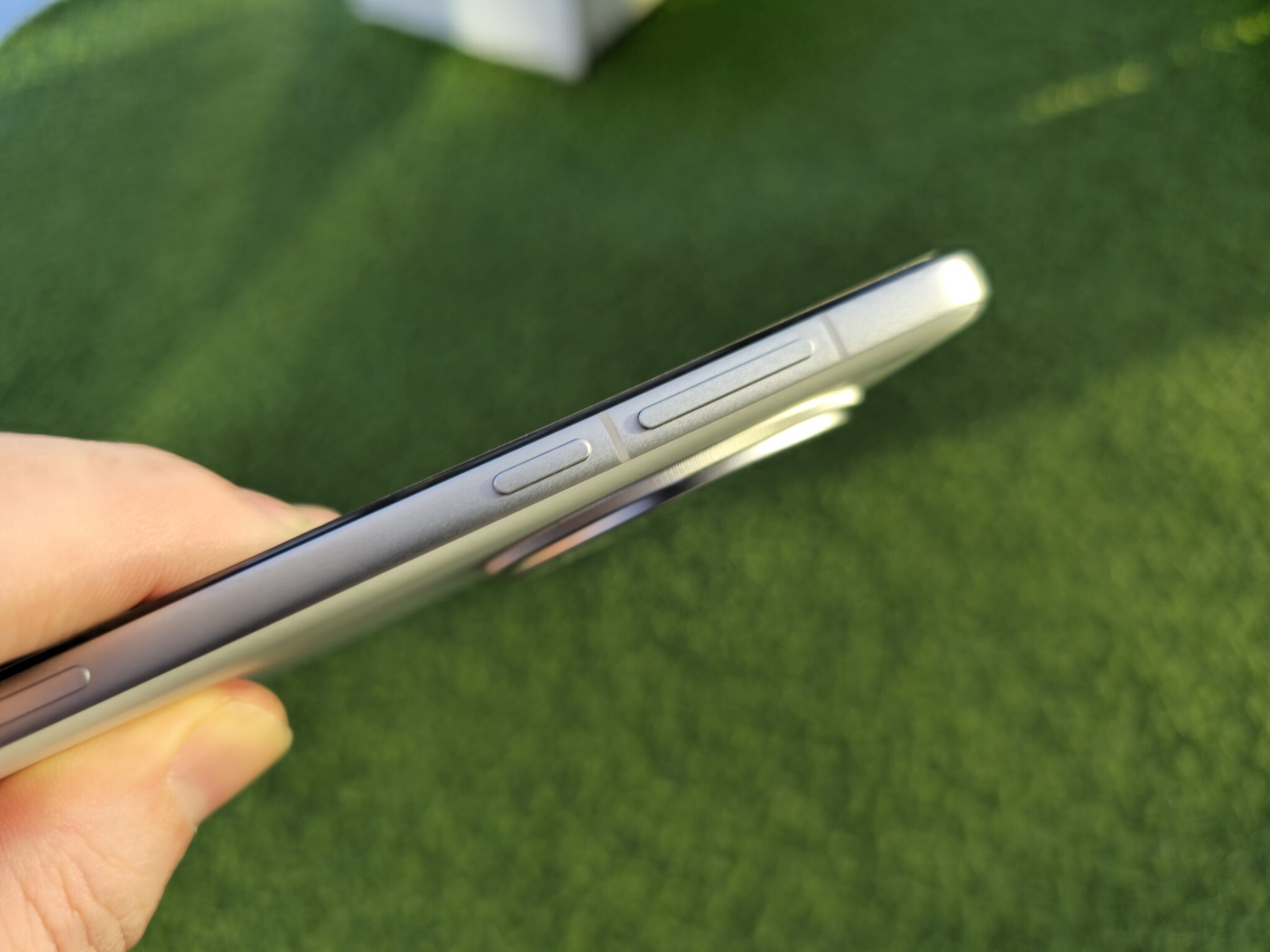 Oppo's Find X8 Pro Is In For Review 7