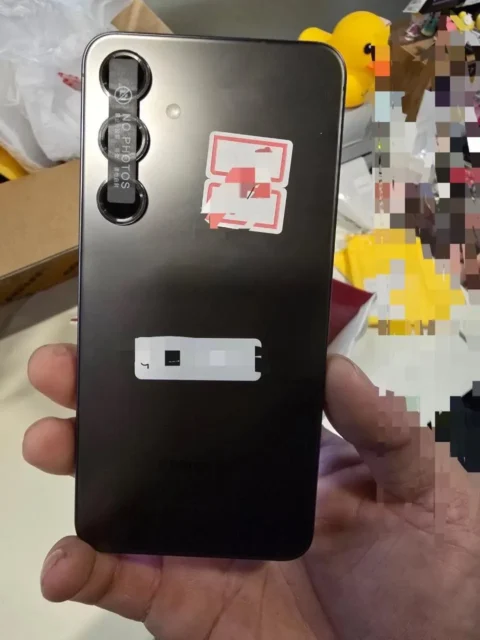 Here's Our First Real-World Look At The Samsung Galaxy S25+ 4
