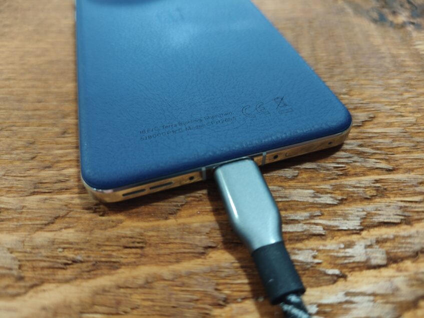 I stopped charging my phone overnight — and my battery health improved 5