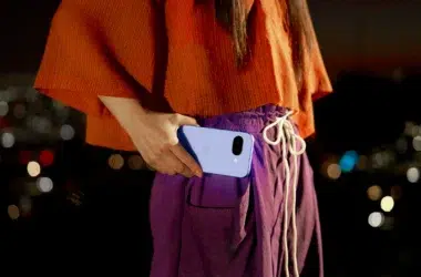 Google’s Pixel 10a Is Here, and It Looks Very Familiar 7