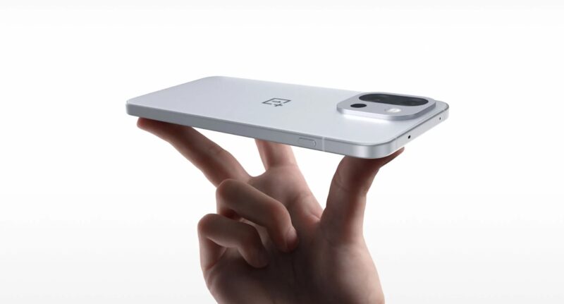 OnePlus 15 is Here With Snapdragon 8 Elite Gen 5 3