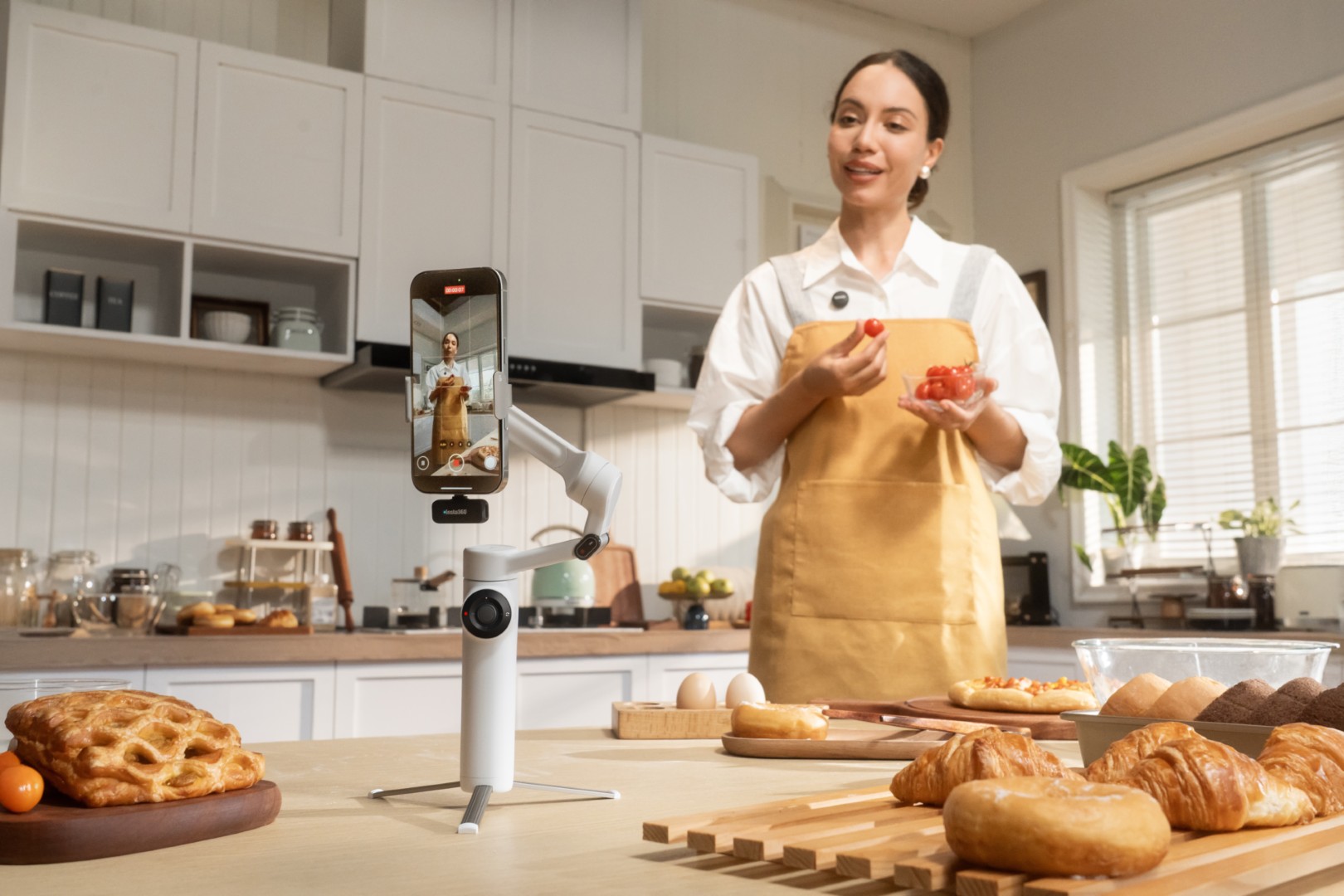 The Affordable Insta360 Flow 2 Has Many Tricks Up Its Sleeve 13