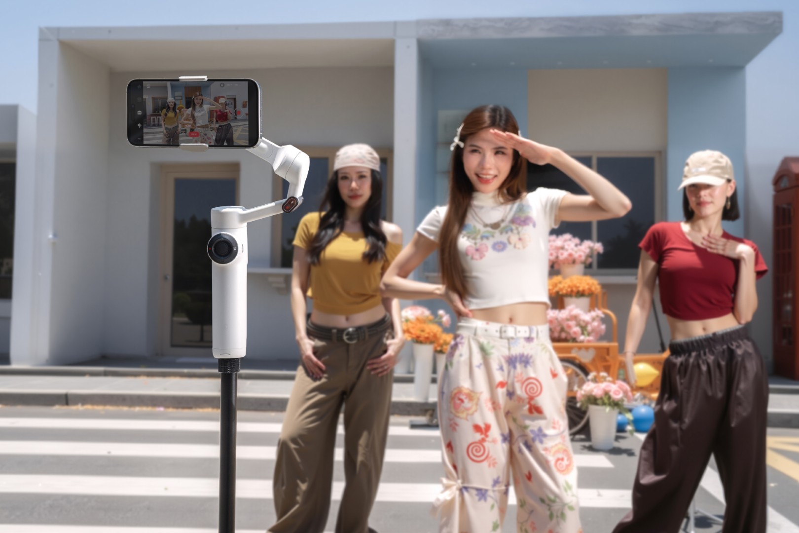 The Affordable Insta360 Flow 2 Has Many Tricks Up Its Sleeve 12