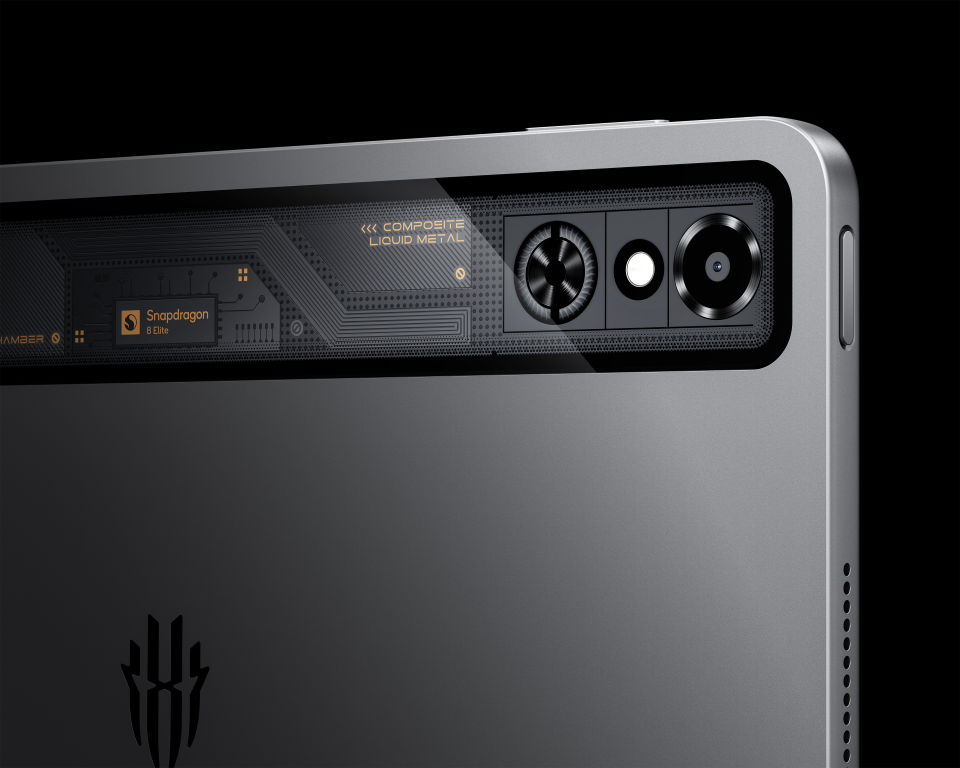 RedMagic Astra Puts Power, Gaming, and Portability in One Tablet 10