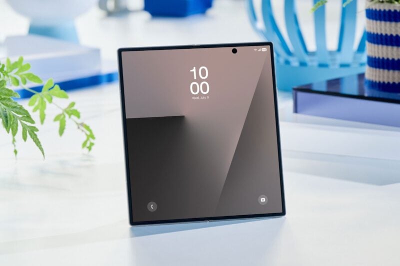 Does It Fold Under Pressure? Galaxy Z Fold 7 Gets Torture Tested 1