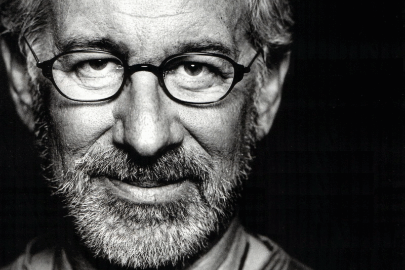 Steven Spielberg Wraps Production on His Mysterious New Film! 3